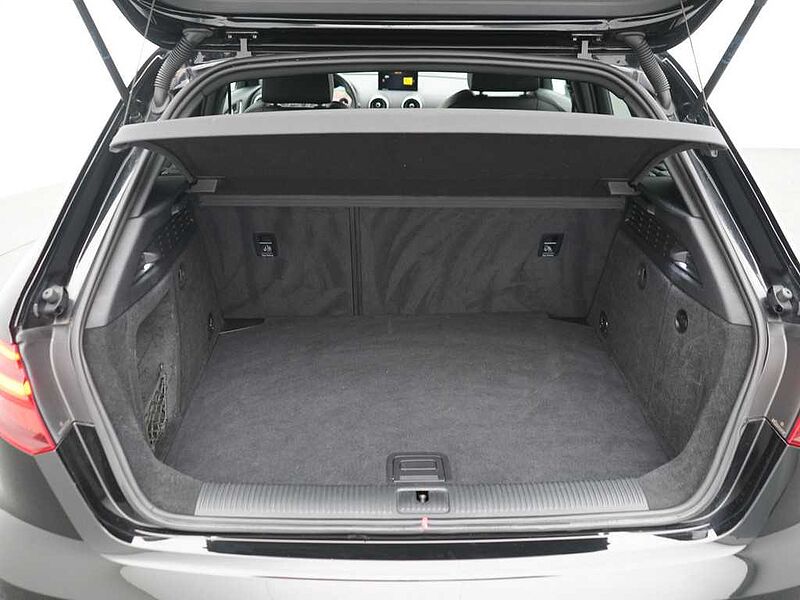 Audi S3 Sportback S-TRON B&O NAVI ACC MATRIX LEDER