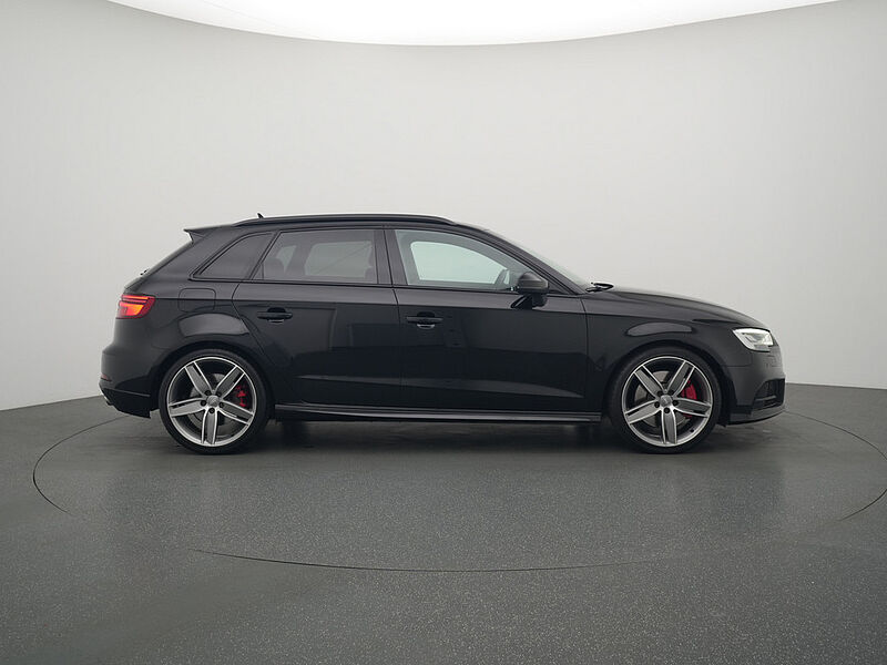 Audi S3 Sportback S-TRON B&O NAVI ACC MATRIX LEDER