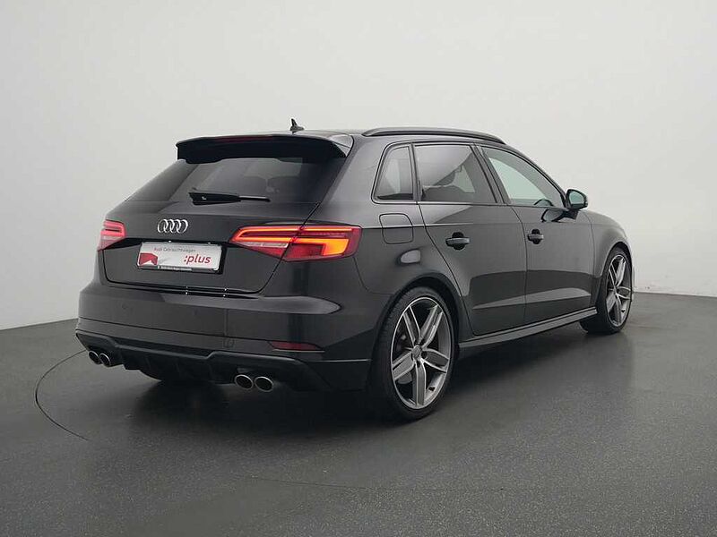 Audi S3 Sportback S-TRON B&O NAVI ACC MATRIX LEDER