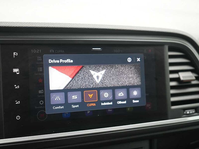 CUPRA Ateca 4Drive DSG NAVI AHK ACC KAM SHZ