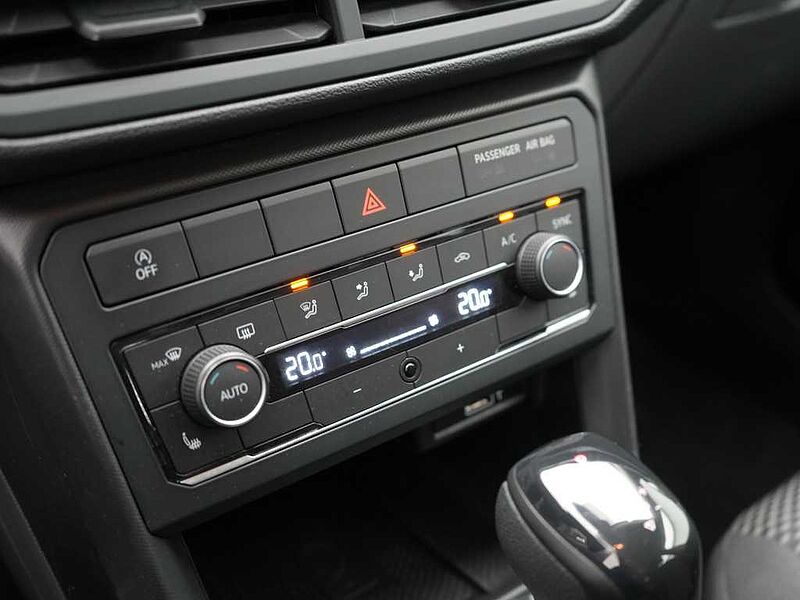 Volkswagen T-Cross DSG APP CONNECT ACC SHZ