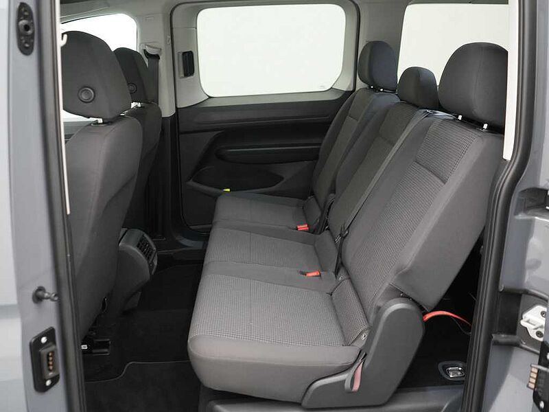 Volkswagen Caddy Maxi Lang 7-SITZER NAVI AHK KAM LED PDC