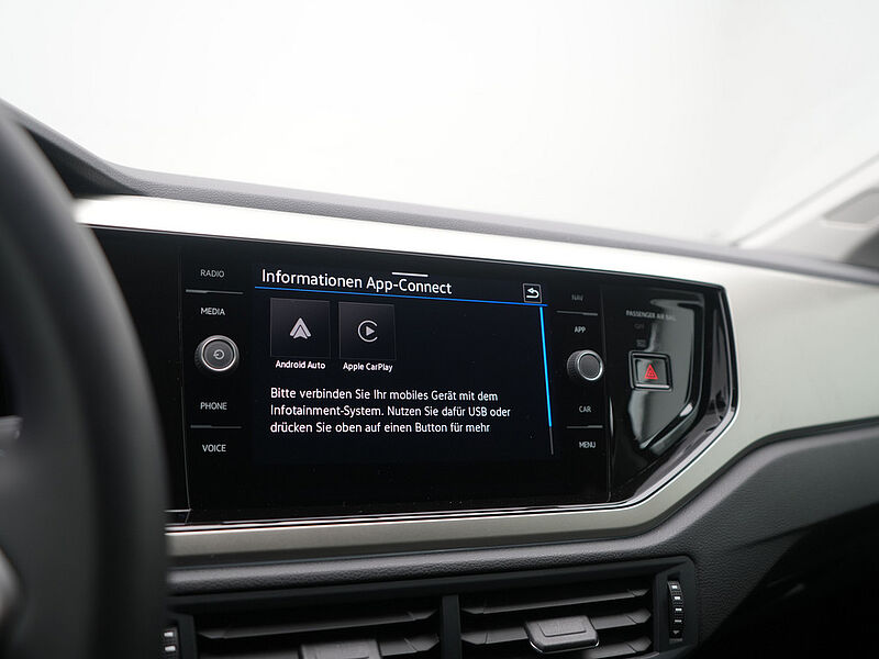 Volkswagen Taigo SHZ LED AHK PDC PORT NAVI