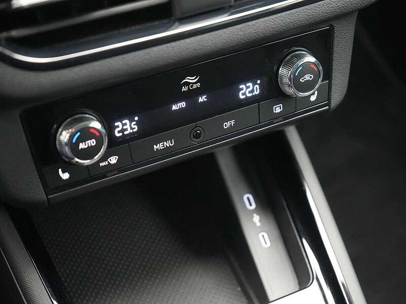 SKODA SCALA ACC LED SHZ PDC