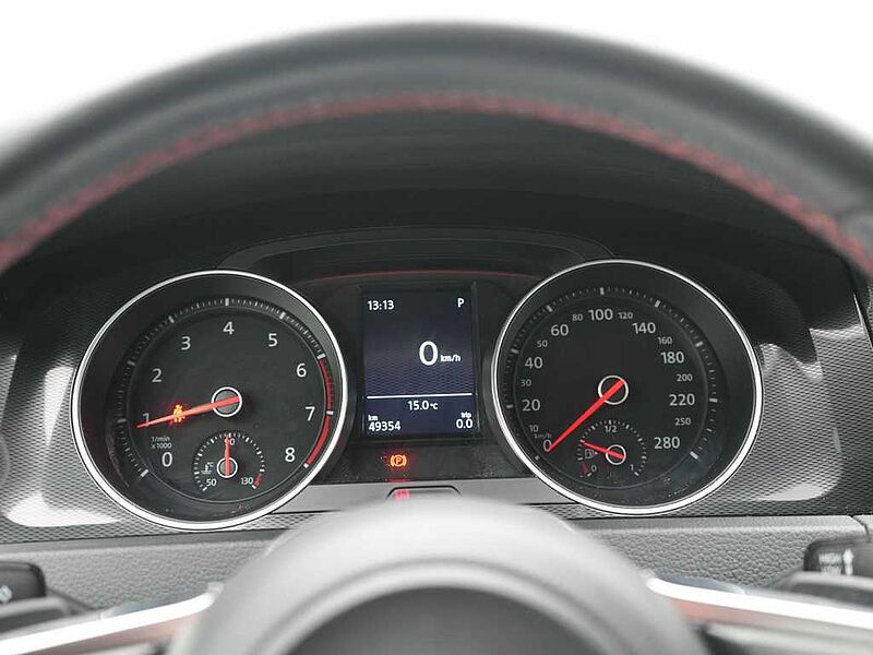 Volkswagen Golf VII GTI DSG LED SHZ PDC