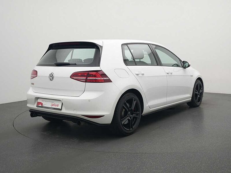 Volkswagen Golf VII GTI DSG LED SHZ PDC