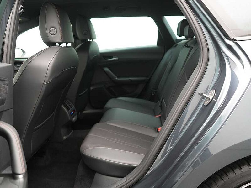 CUPRA Leon ST DSG CARPLAY LED ACC PDC SHZ VIRT APP