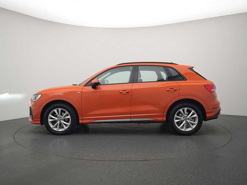 Audi Q3 S line STRON LED SHZ APP VIRT