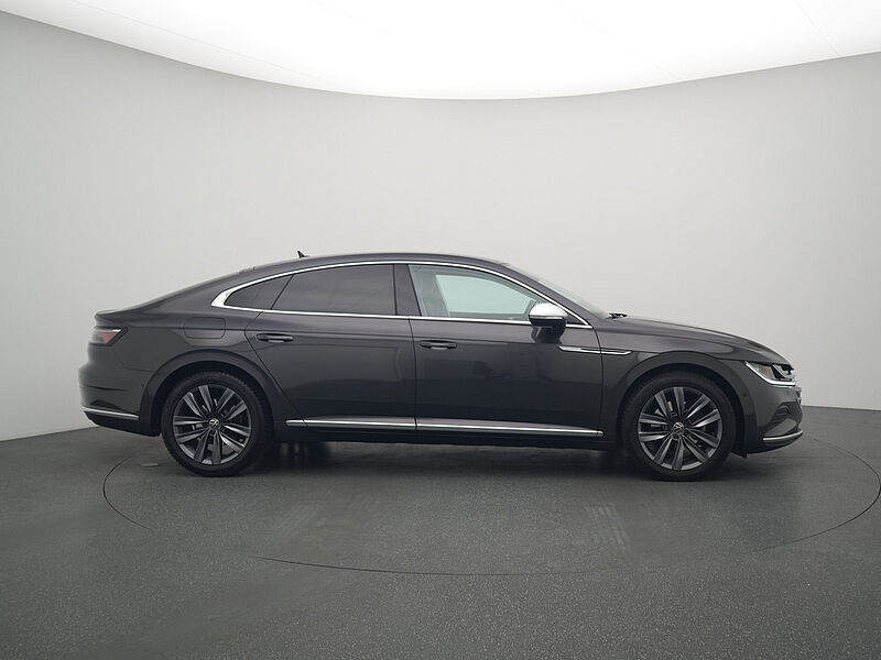 Volkswagen Arteon Elegance DSG ACC LEDER VIRT KAM SHZ PDC