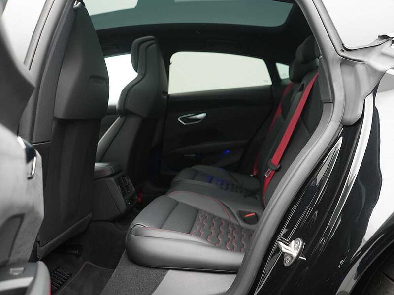 Audi e-tron RS GT PANO LEDER LASER B&O LUFT KAM 360°