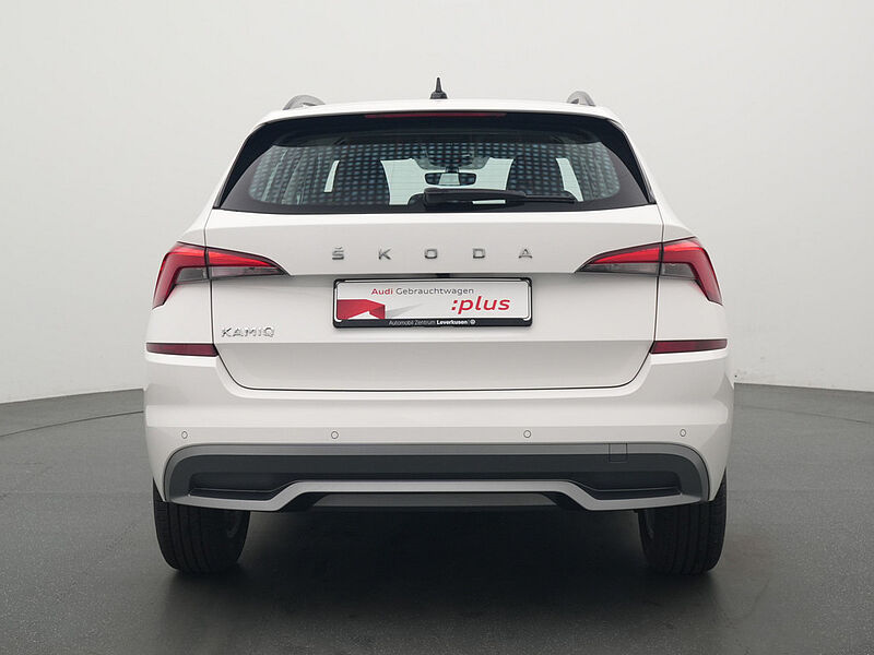 SKODA KAMIQ Ambition DSG VIRT NAVI KAM CARPLAY PDC SHZ