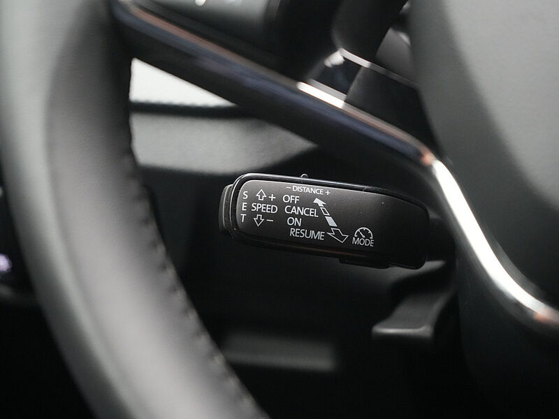 SKODA SCALA Tour DSG SHZ KLIMA PDC ACC VIRT APP