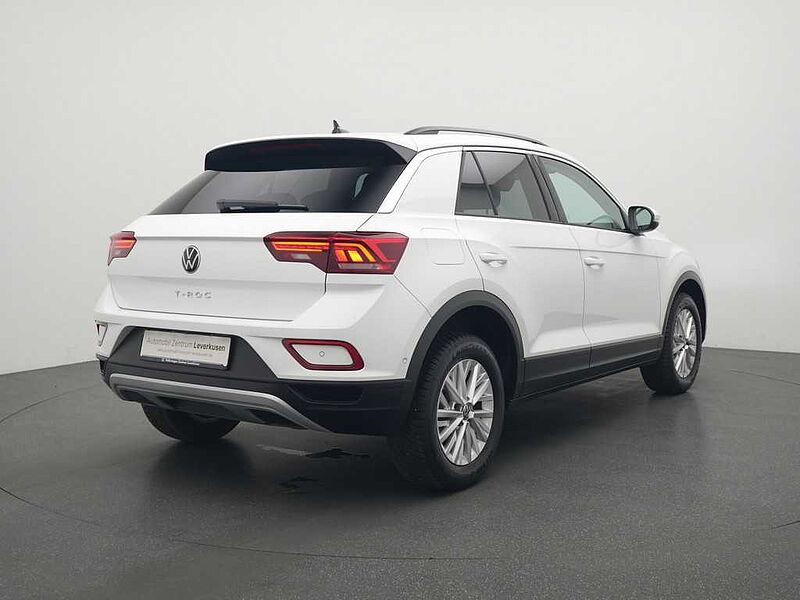 Volkswagen T-Roc Life NAVI VIRT CARPLAY SHZ LED PDC