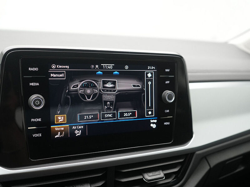 Volkswagen T-Roc Life NAVI VIRT CARPLAY SHZ LED PDC