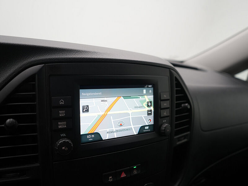 Mercedes-Benz Vito 116 Kasten NAVI SHZ LED AHK FLÜGELTÜR