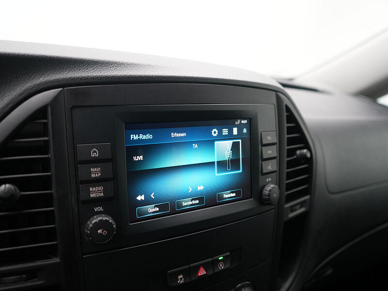 Mercedes-Benz Vito 116 Kasten NAVI SHZ LED AHK FLÜGELTÜR