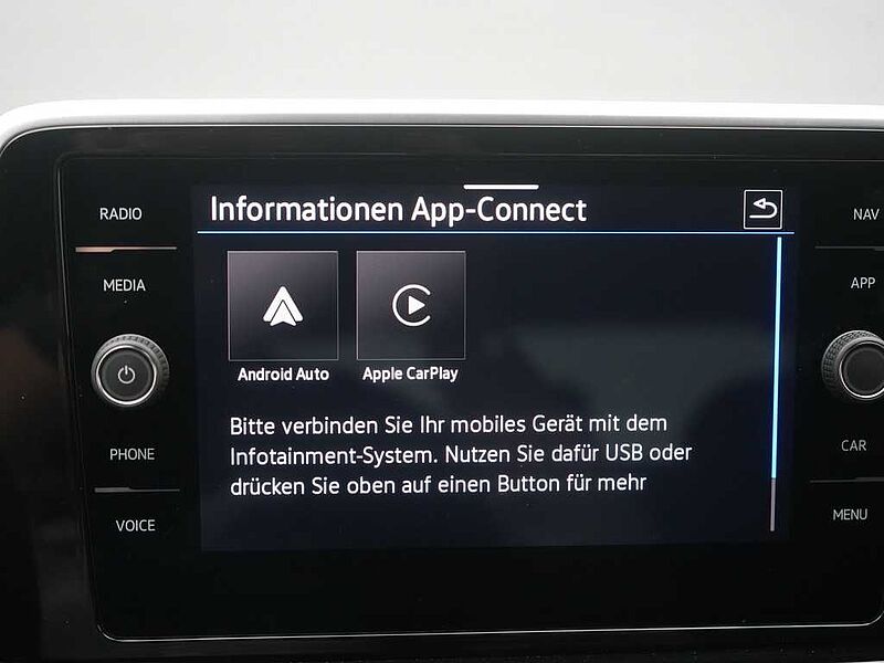 Volkswagen T-Roc R-Line DSG AHK ACC NAVI VIRT KAM LED APP