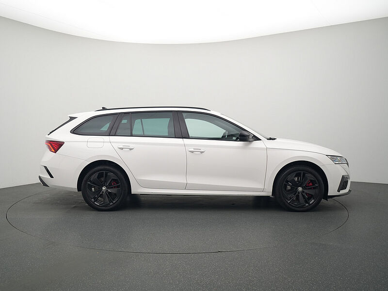 SKODA OCTAVIA Combi iV RS DSG AHK SHZ LED PDC VIRT APP