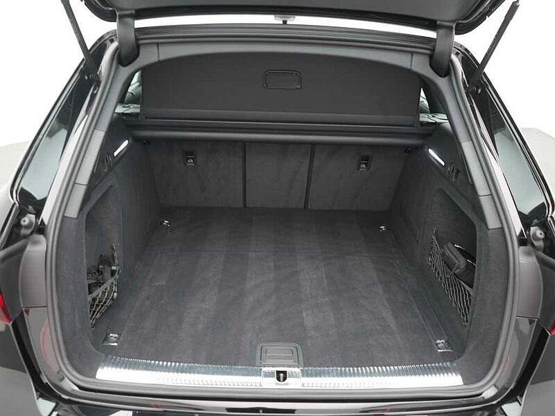 Audi A4 Avant ACC NAVI AHK KAM SHZ PDC LEDER