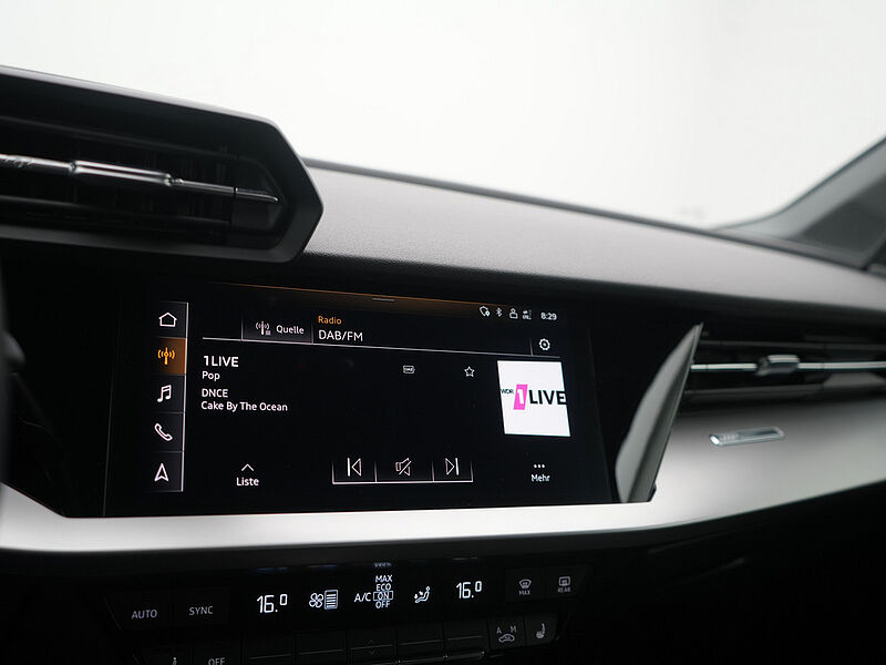 Audi A3 s-tron VIRT NAVI SHZ LED