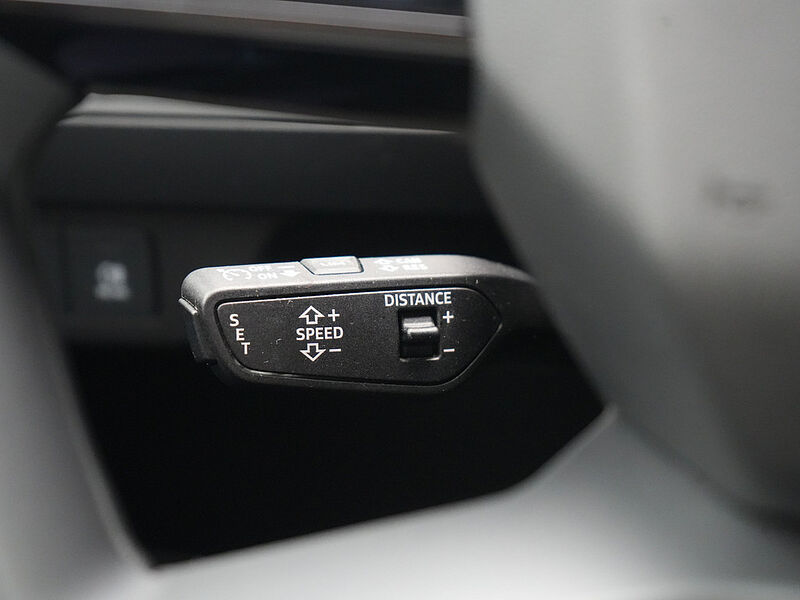 Audi Q4 LED ACC KAM VIRT DSG