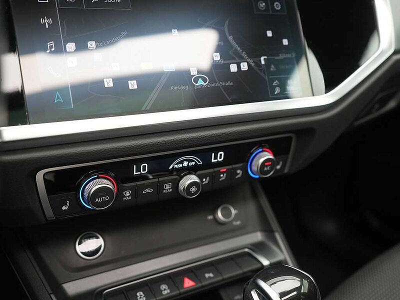 Audi Q3 S line STRON PANO KAM NAVI VIRT ACC APP LED