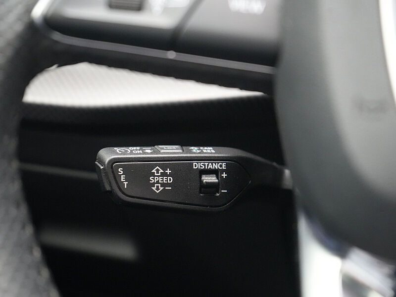 Audi RS3 Sportback quattro ACC VIRT PANO HUD SHZ PDC