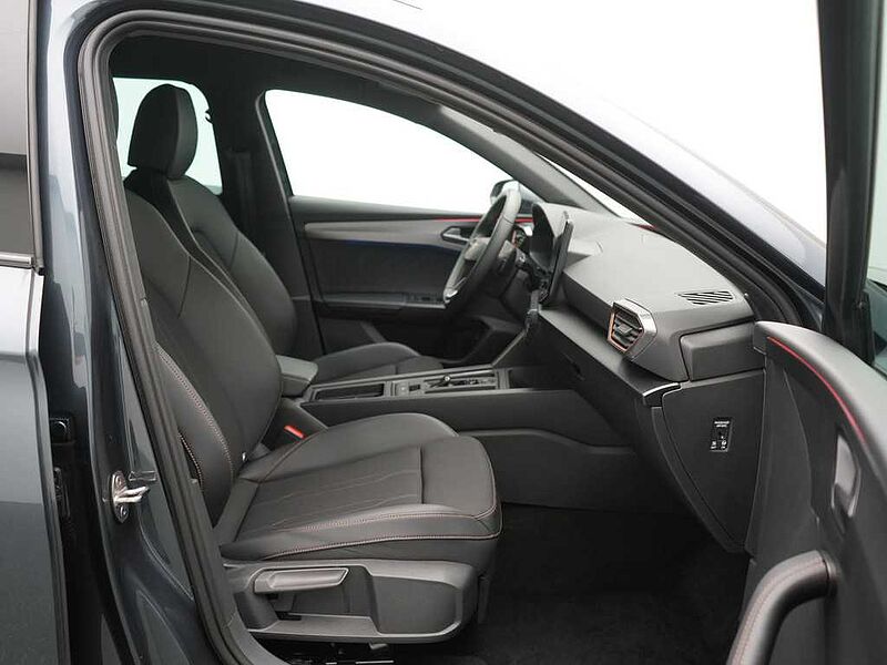 CUPRA Leon DSG LED VIRT SHZ ACC PDC KAMERA APP