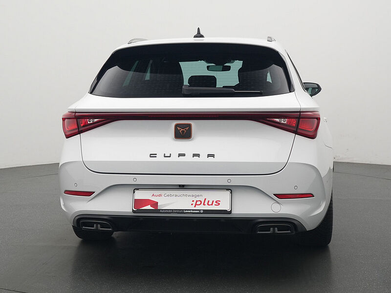 CUPRA Leon ST DSG VIRT CARPLAY LED APP ACC KAM SHZ