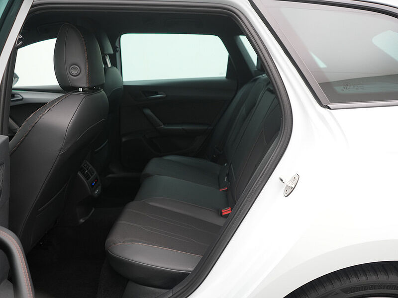 CUPRA Leon VIRT DSG SHZ LED ACC KAM PDC