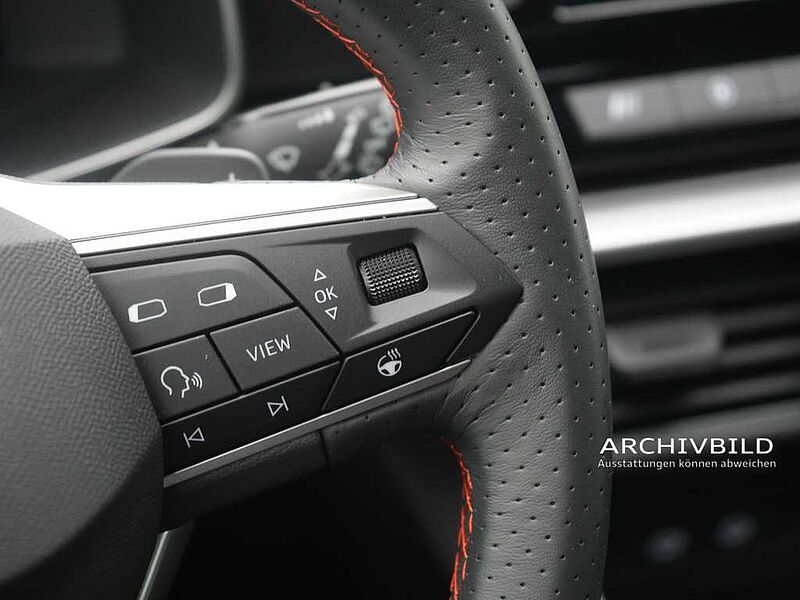 SEAT Leon FR Plus DSG VIRT CARPLAY LED SHZ PDC