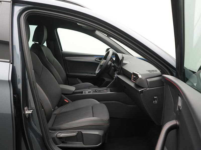 CUPRA Leon VIRT DSG PDC LED SHZ ACC