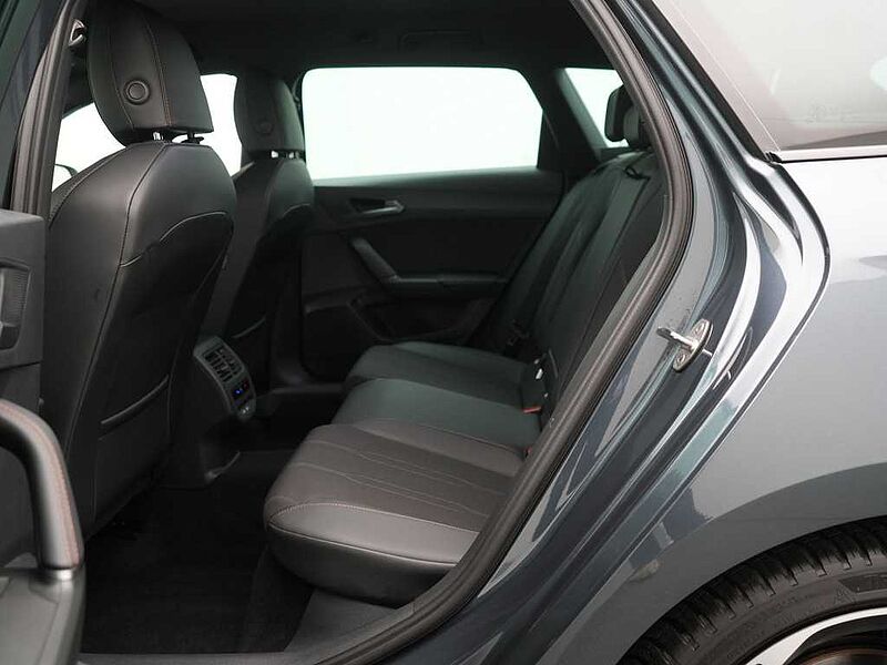 CUPRA Leon VIRT DSG PDC LED SHZ ACC