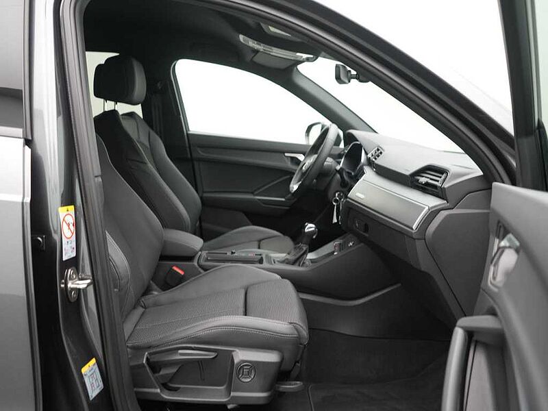 Audi Q3 e S line S TRON NAVI VIRT AHK LED SHZ PDC