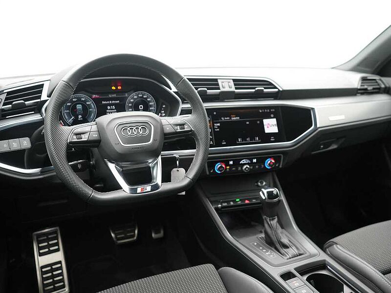 Audi Q3 e S line S TRON NAVI VIRT AHK LED SHZ PDC