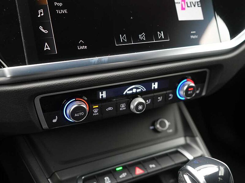 Audi Q3 e S line S TRON NAVI VIRT AHK LED SHZ PDC