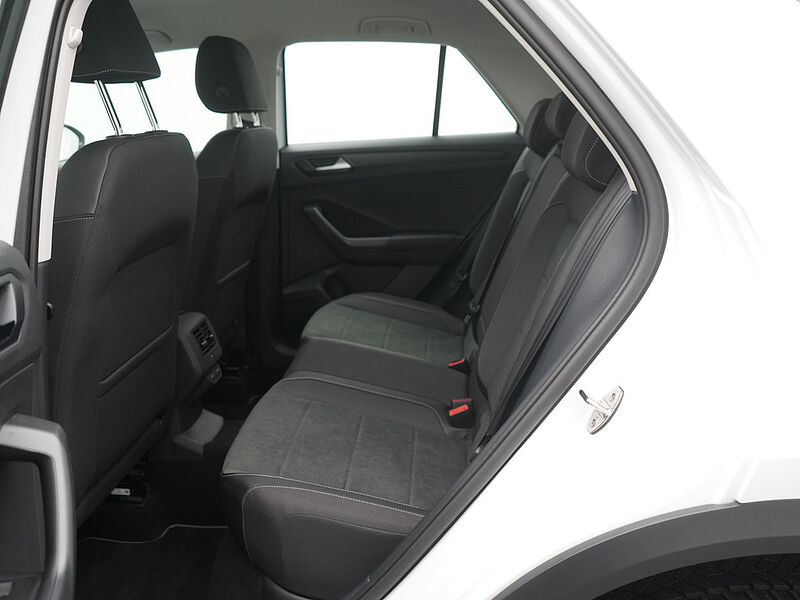 Volkswagen T-Roc Style DSG LED KAM SHZ PDC VIRT APP