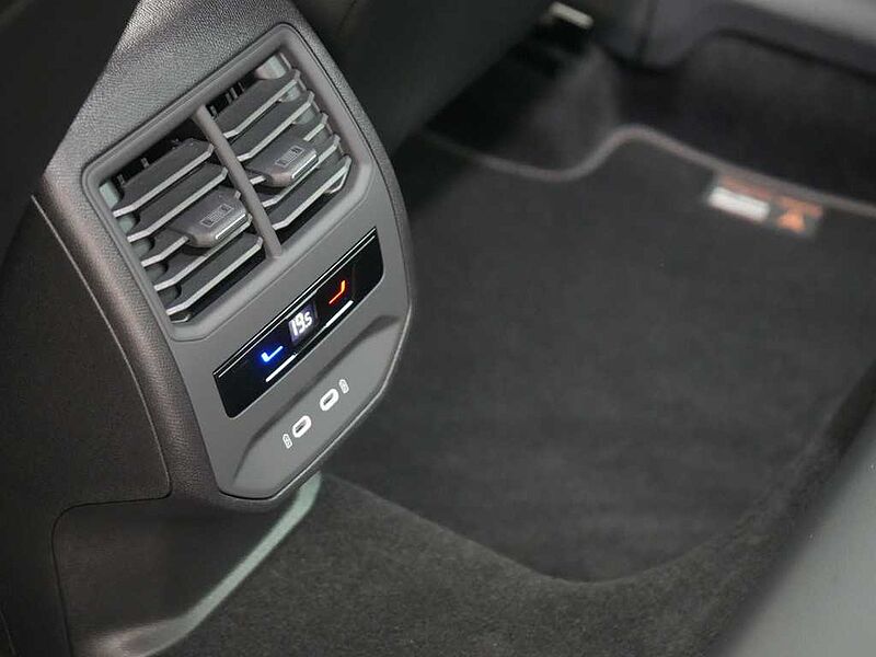 CUPRA Formentor VIRT SHZ LED APP PDC ACC