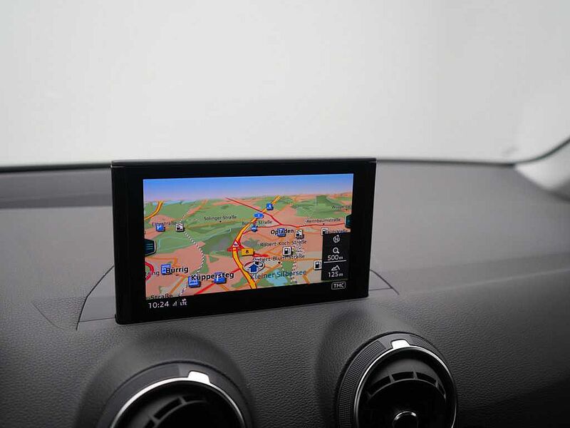 Audi Q2 Sport quattro S TRON NAVI SHZ PDC