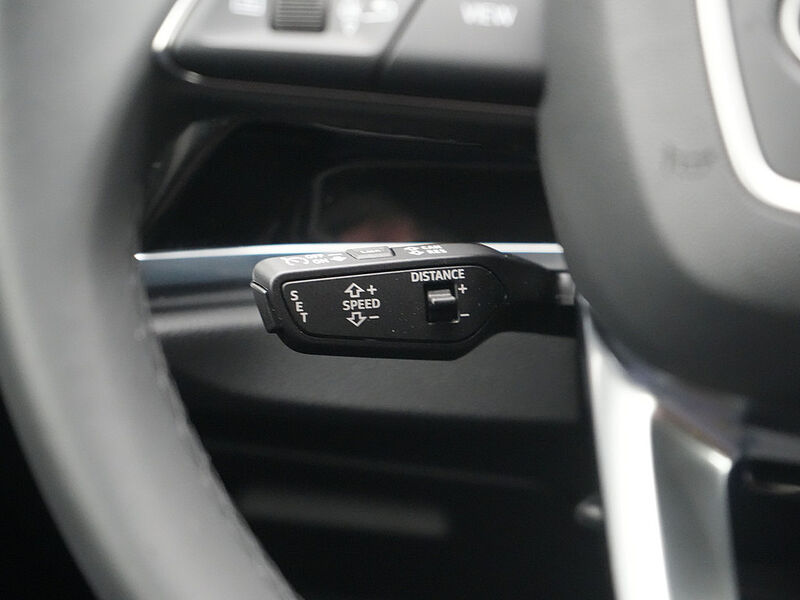 Audi Q3 advanced S TRON LEDER AHK ACC SHZ LED CARPLAY