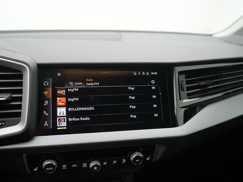 Audi A1 LED STRONIC SHZ NAVI PDC