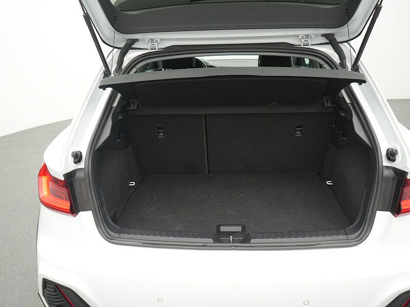 Audi A1 citycarver STRON NAVI VIRT KAM SHZ CARPLAY