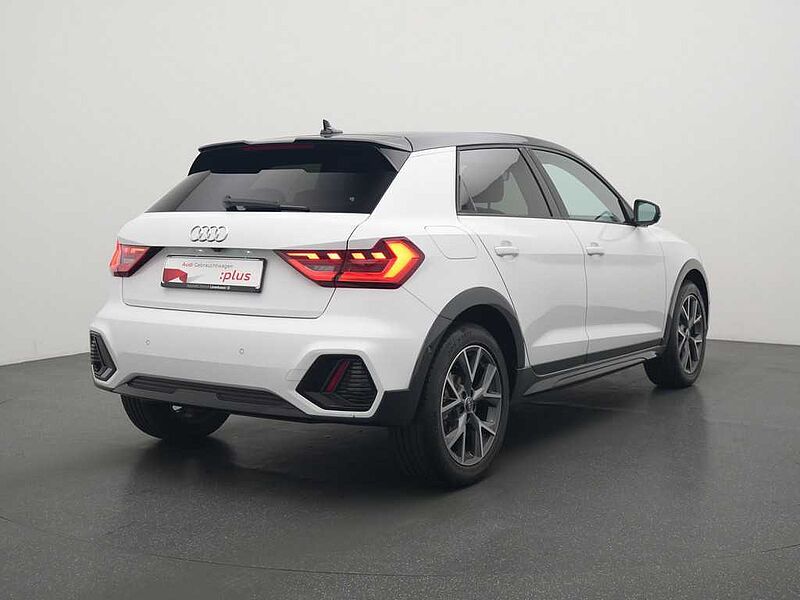 Audi A1 citycarver STRON NAVI VIRT KAM SHZ CARPLAY