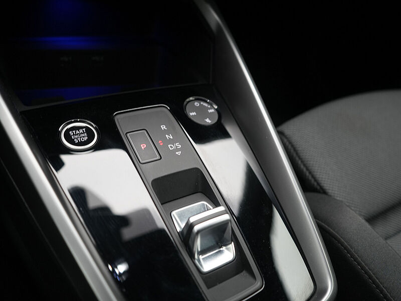 Audi A3 Limousine 30 ACC B&O KAM SHZ LED