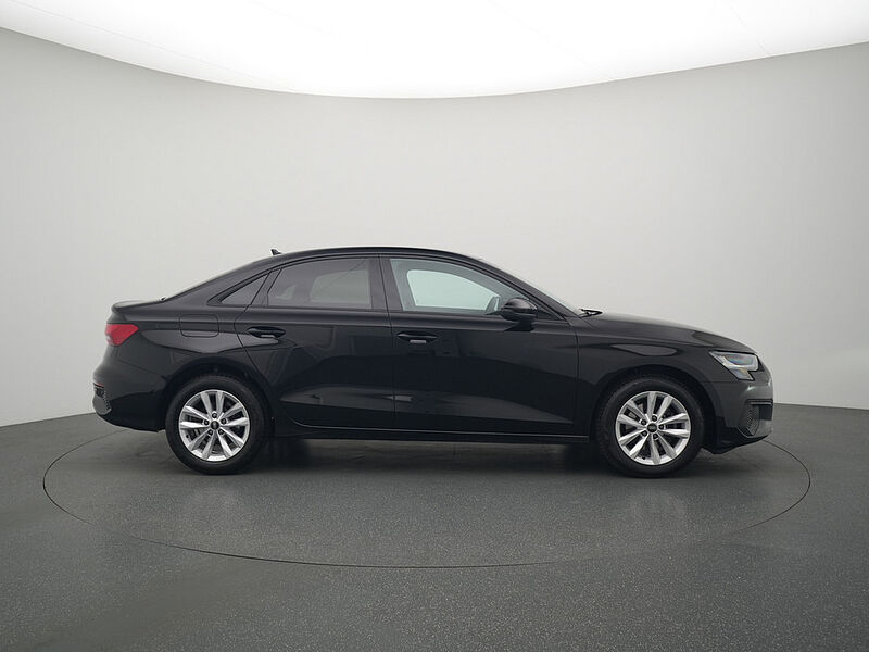 Audi A3 Limousine 30 ACC B&O KAM SHZ LED