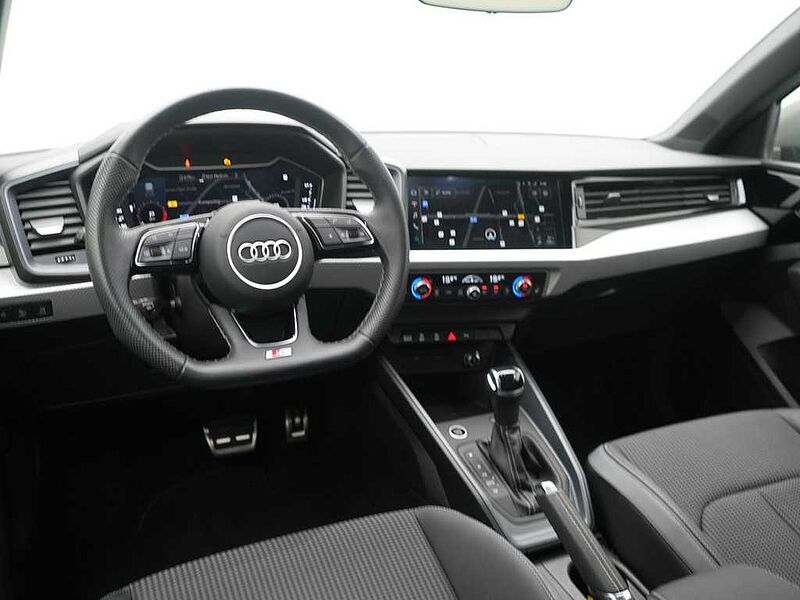 Audi A1 S TRON VIRT ACC LED KAM SHZ