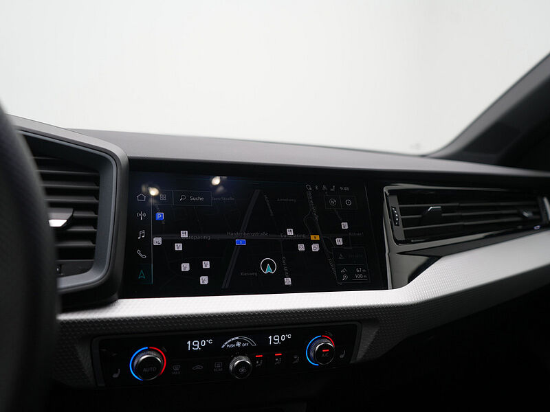 Audi A1 S TRON VIRT ACC LED KAM SHZ