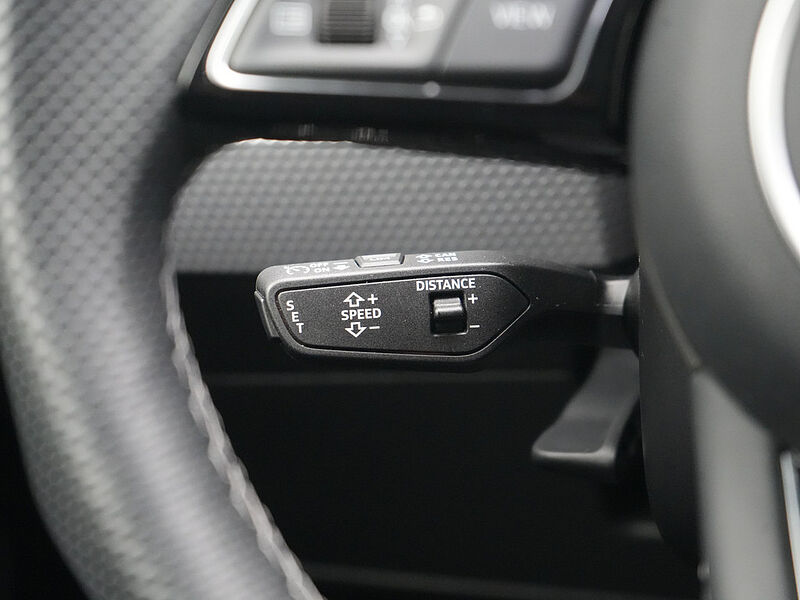 Audi A1 Sportback 35 S line ACC NAVI KAM SHZ PDC