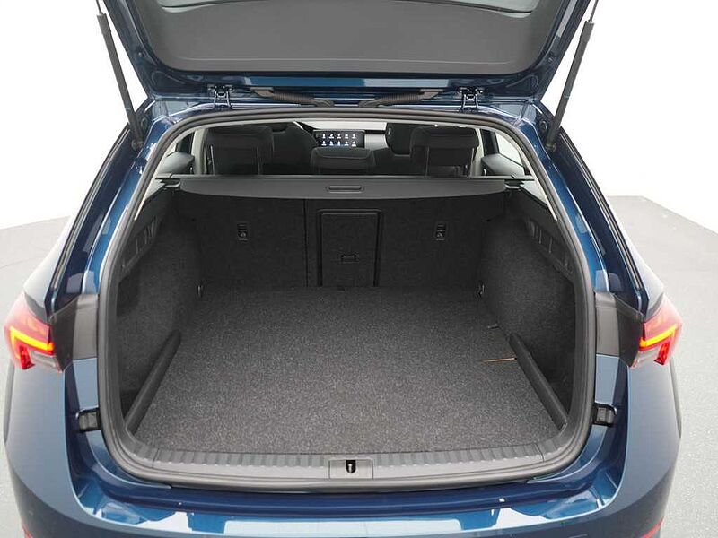 SKODA OCTAVIA Combi Ambition iV DSG NAVI AHK PANO KAM