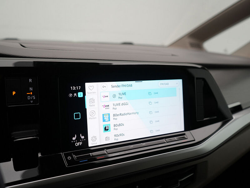 Volkswagen T7 Multivan Life NAVI VIRT SHZ KAM AHK LEDER LED